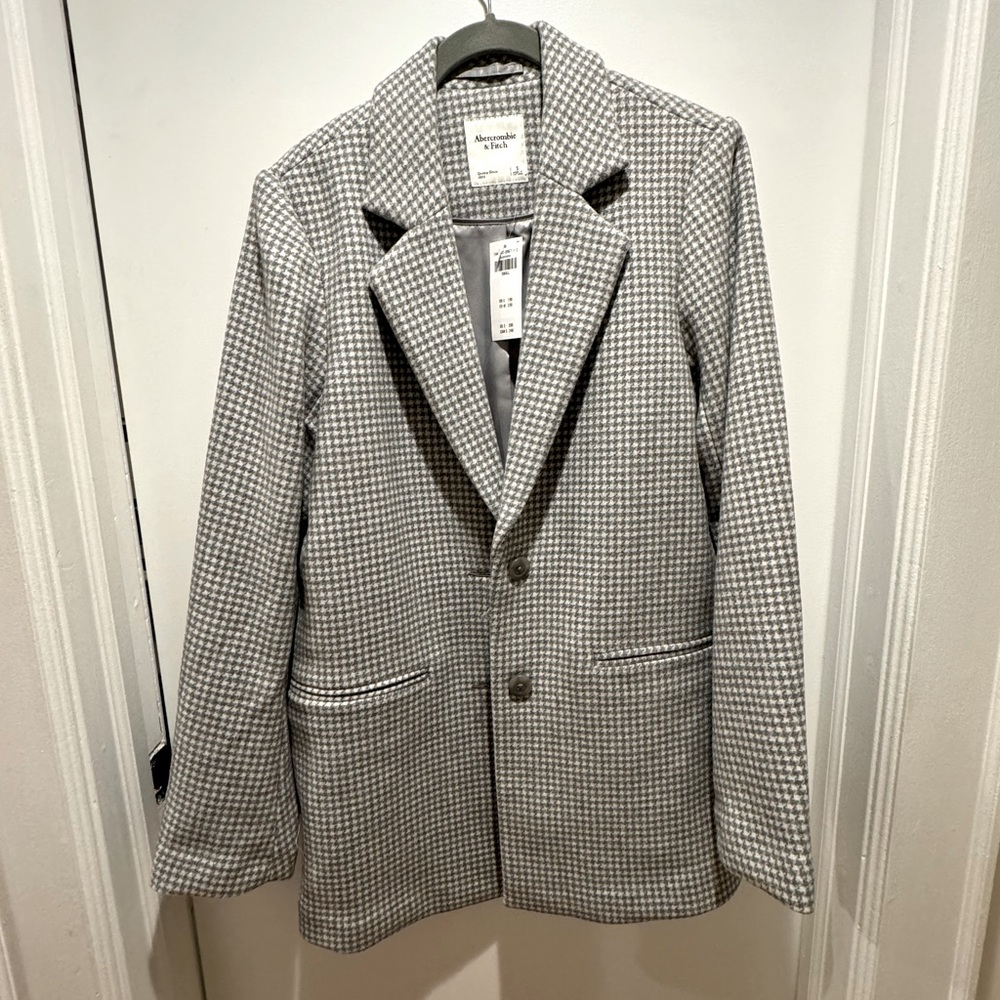 NWT Abercrombie blazer. Never worn!